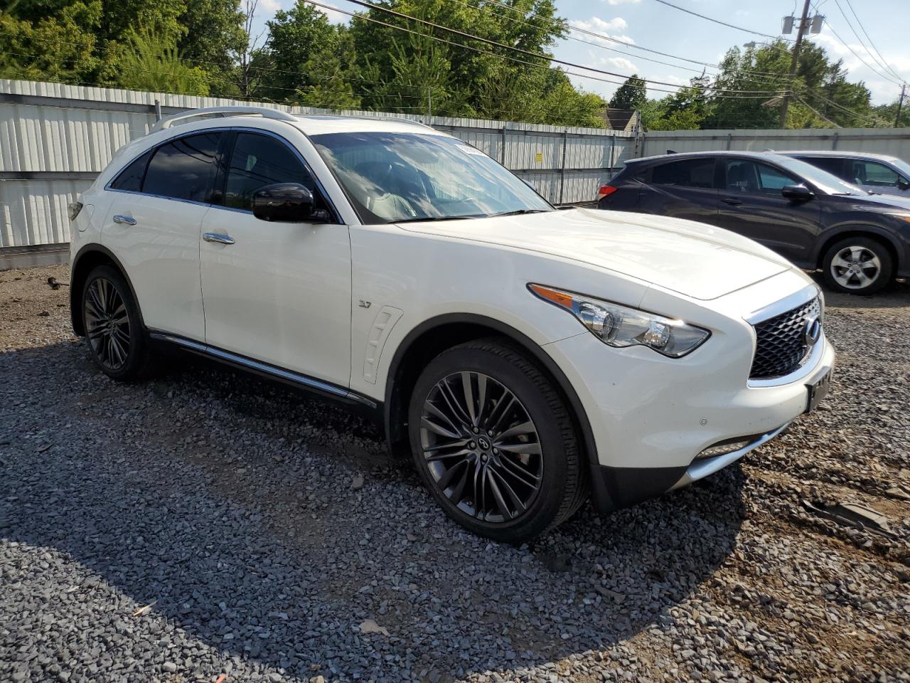 Автомобиль INFINITI QX70 2017 | GrandCar