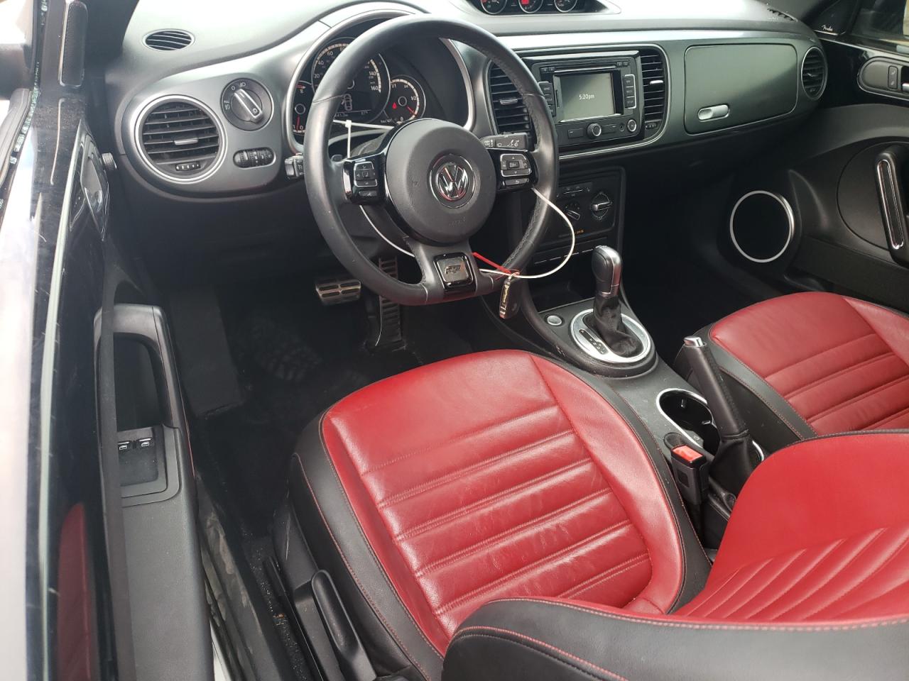 Автомобиль VOLKSWAGEN BEETLE R-LINE 2015 | GrandCar Автомобиль VOLKSWAGEN BEETLE R-LINE 2015 | GrandCar