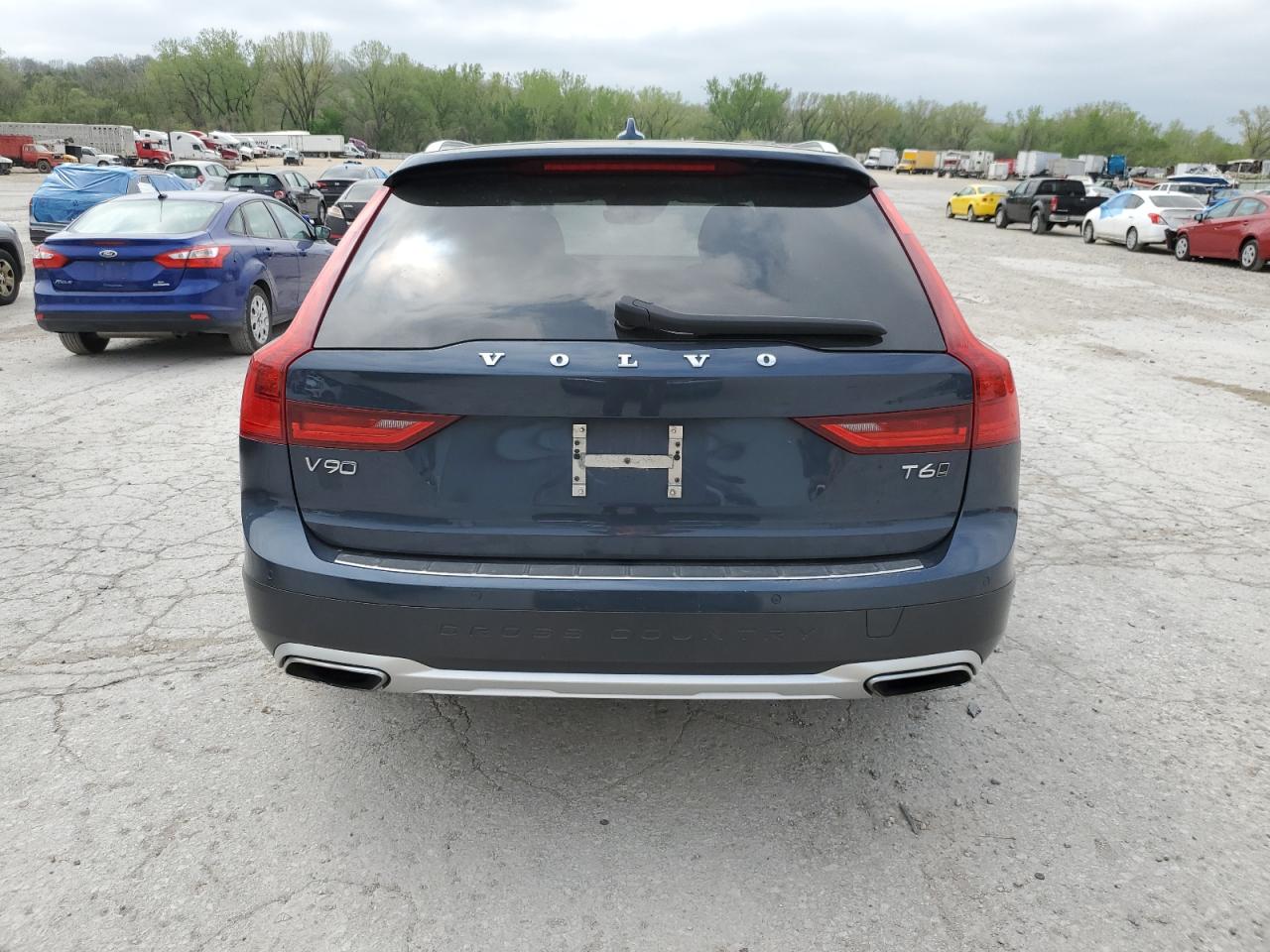 Автомобіль VOLVO V90 CROSS COUNTRY T6 INSCRIPTION 2020 | GrandCar Автомобіль VOLVO V90 CROSS COUNTRY T6 INSCRIPTION 2020 | GrandCar