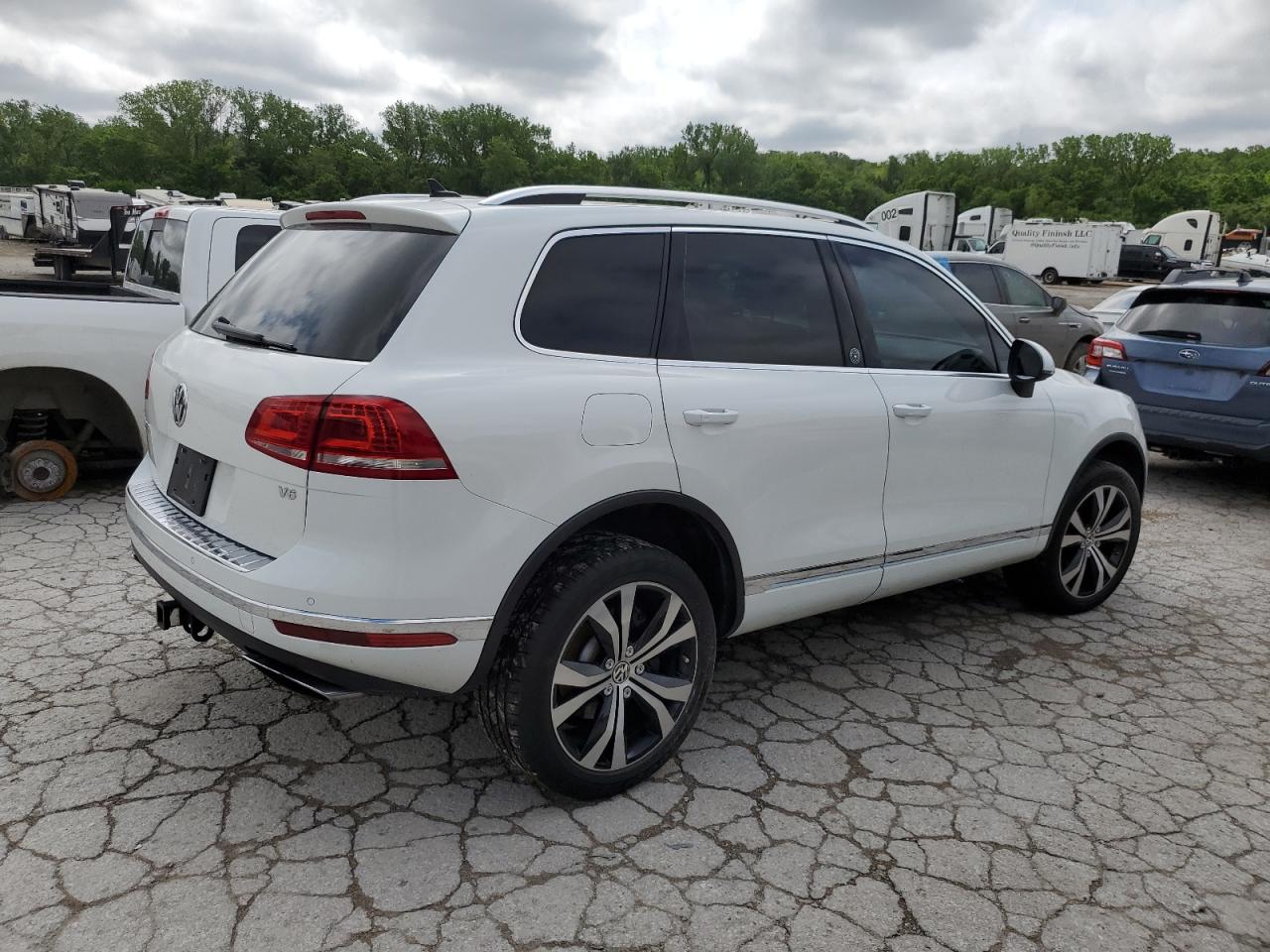 Автомобиль VOLKSWAGEN TOUAREG WOLFSBURG 2017 | GrandCar Автомобиль VOLKSWAGEN TOUAREG WOLFSBURG 2017 | GrandCar