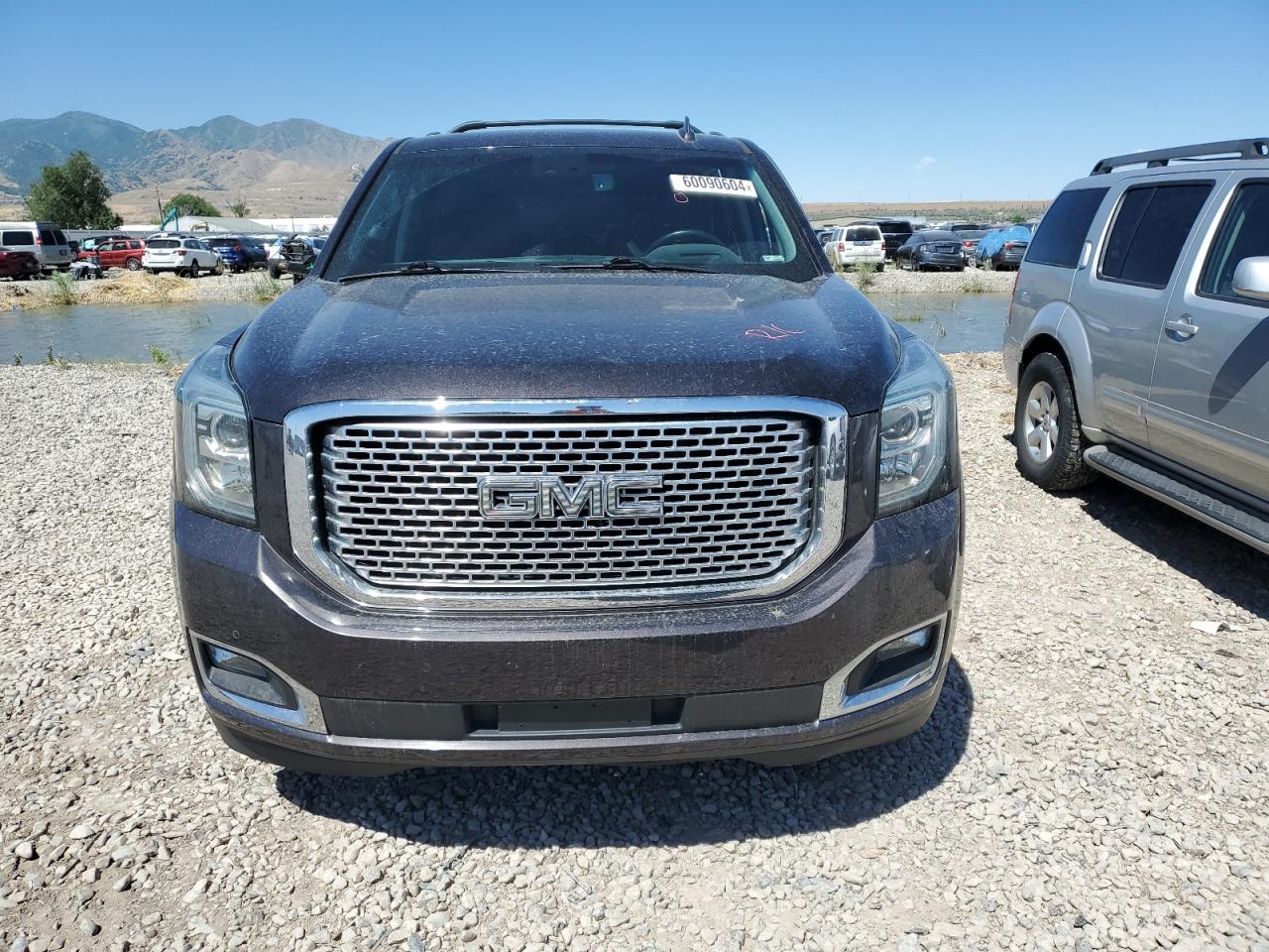 Автомобиль GMC YUKON DENALI 2016 | GrandCar Автомобиль GMC YUKON DENALI 2016 | GrandCar