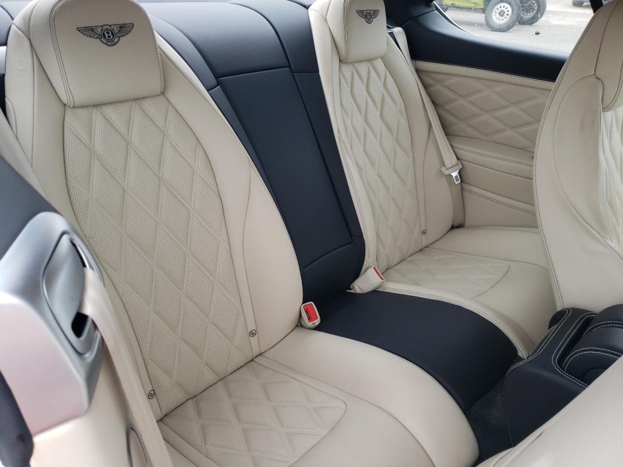 Автомобиль BENTLEY CONTINENTAL GT V8 S 2015 | GrandCar Автомобиль BENTLEY CONTINENTAL GT V8 S 2015 | GrandCar