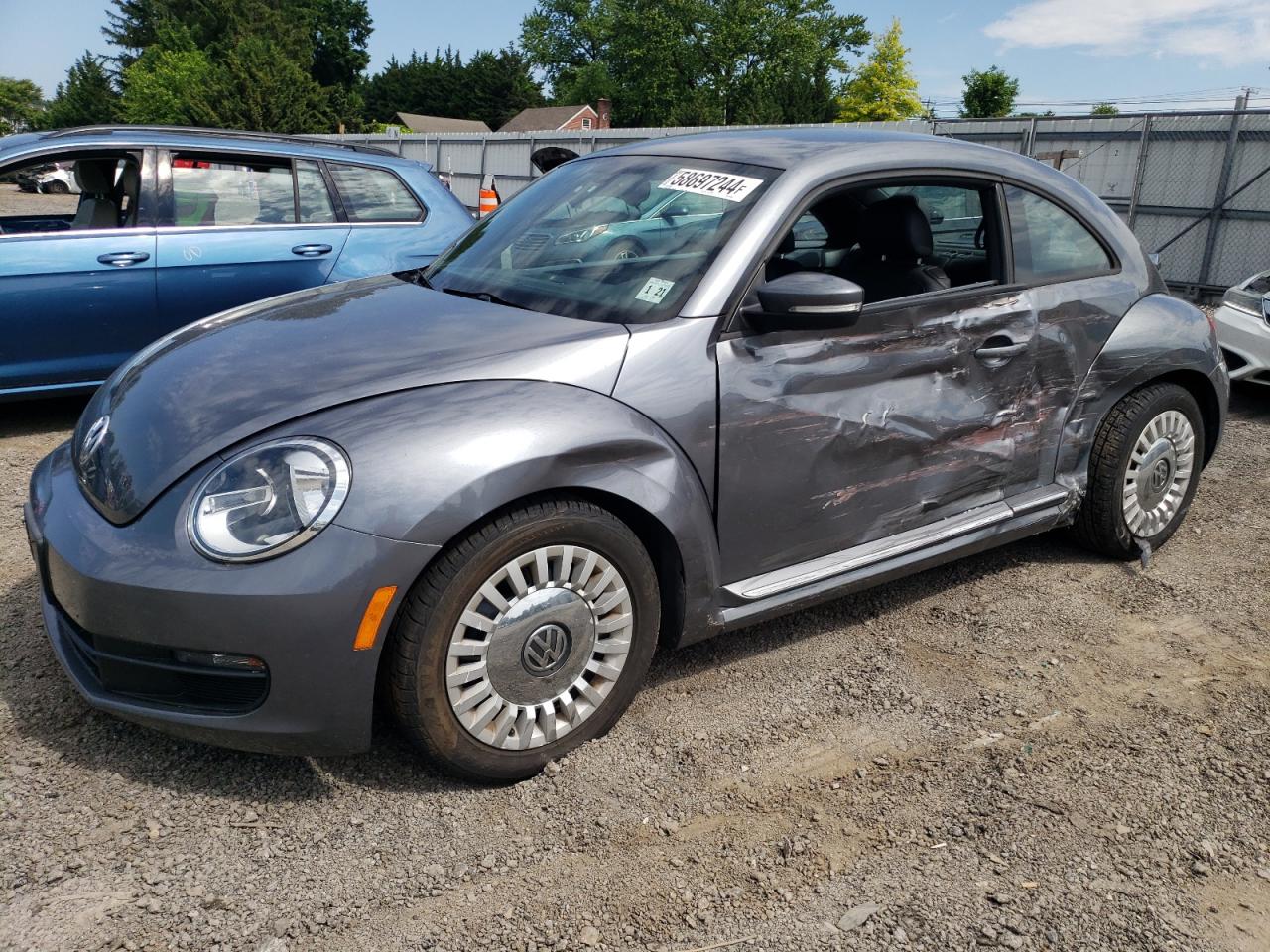 Автомобиль VOLKSWAGEN BEETLE SE 2016 | GrandCar Автомобиль VOLKSWAGEN BEETLE SE 2016 | GrandCar