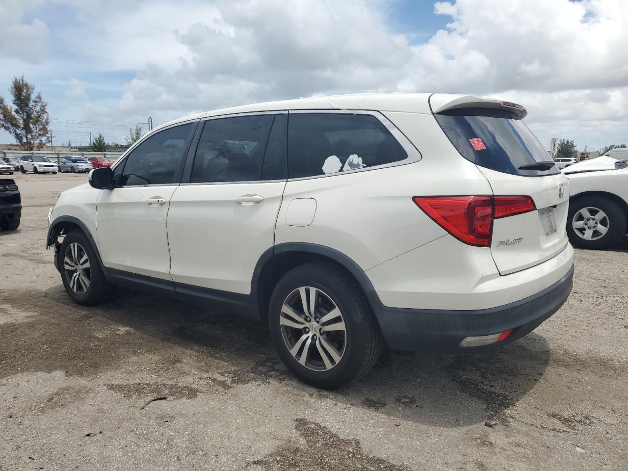 Автомобиль HONDA PILOT EX 2018 | GrandCar Автомобиль HONDA PILOT EX 2018 | GrandCar