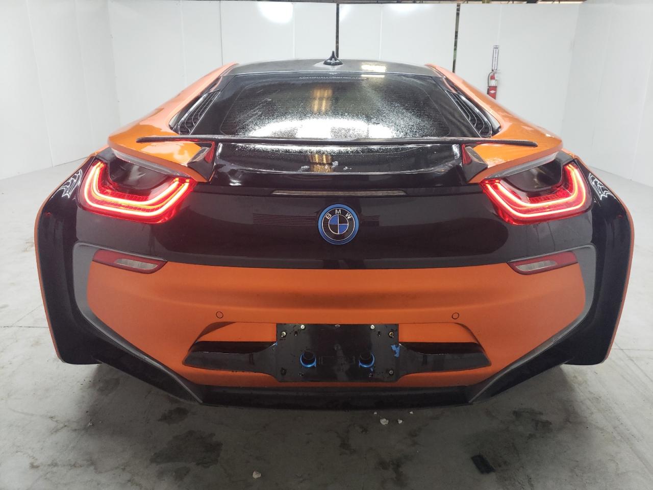 Автомобіль BMW I8 2015 | GrandCar Автомобіль BMW I8 2015 | GrandCar