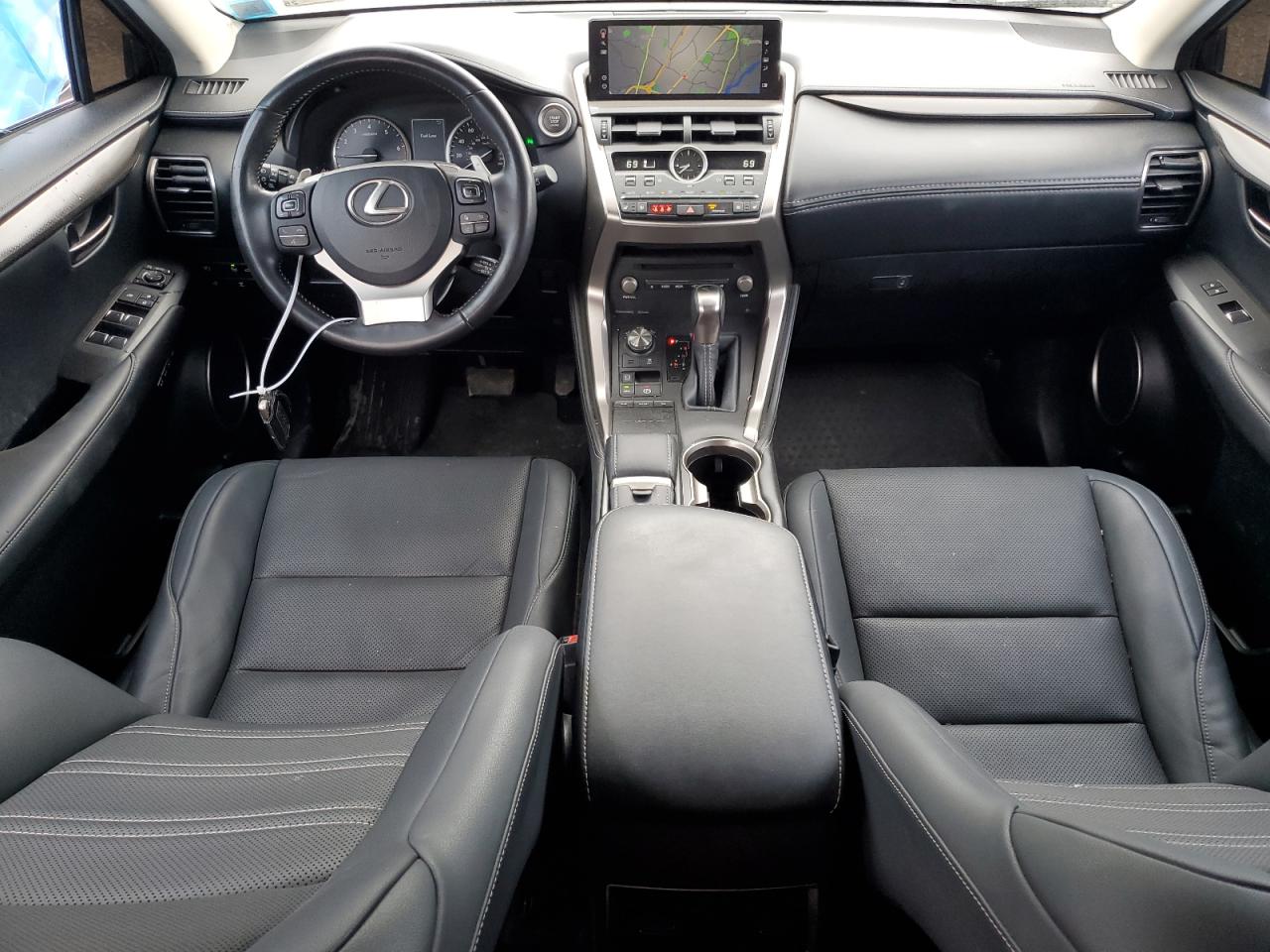 Автомобиль LEXUS NX 300 2020 | GrandCar Автомобиль LEXUS NX 300 2020 | GrandCar