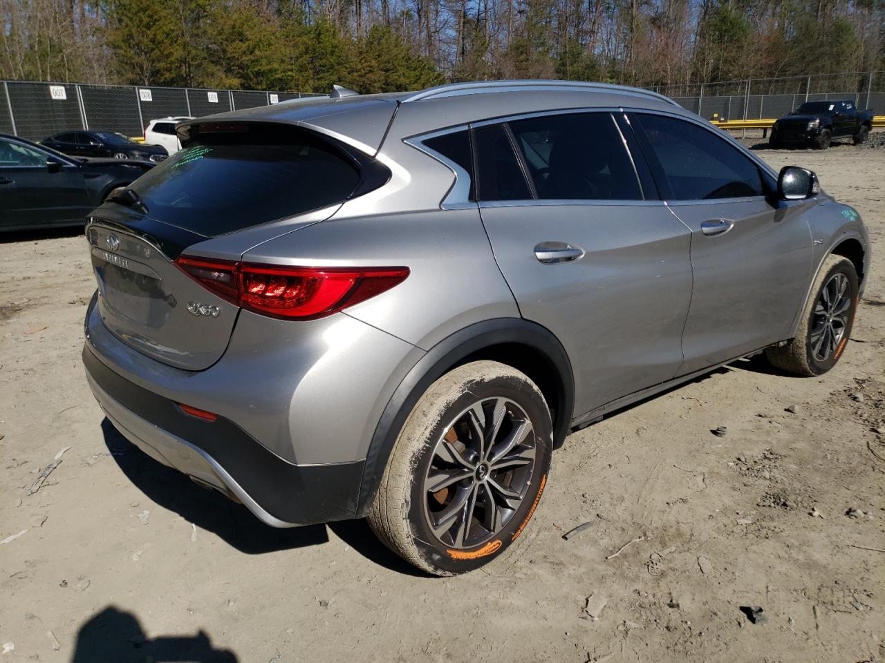 Автомобиль INFINITI QX30 BASE 2017 | GrandCar Автомобиль INFINITI QX30 BASE 2017 | GrandCar
