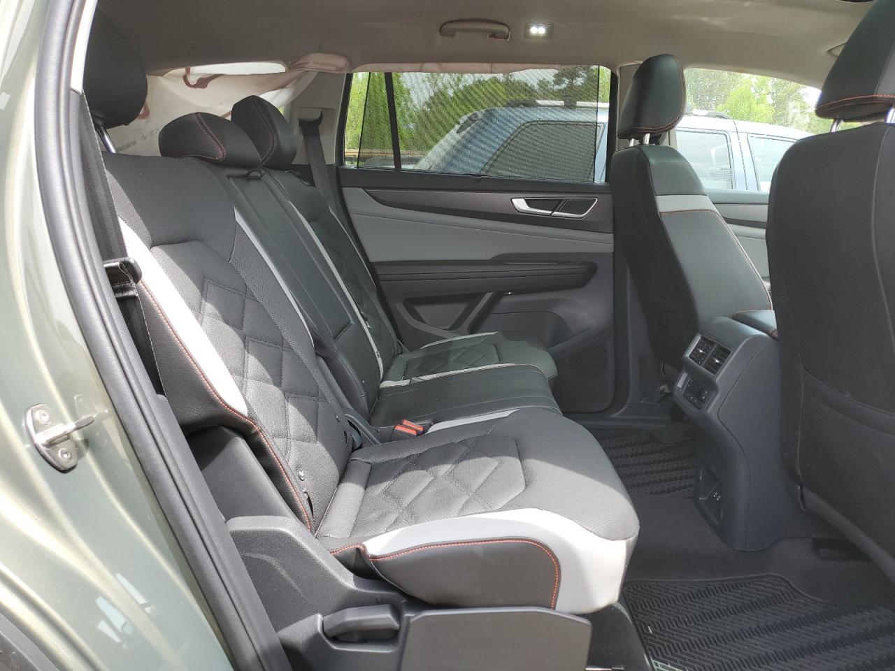 Автомобіль VOLKSWAGEN ATLAS PEAK EDITION SEL 2024 | GrandCar Автомобіль VOLKSWAGEN ATLAS PEAK EDITION SEL 2024 | GrandCar