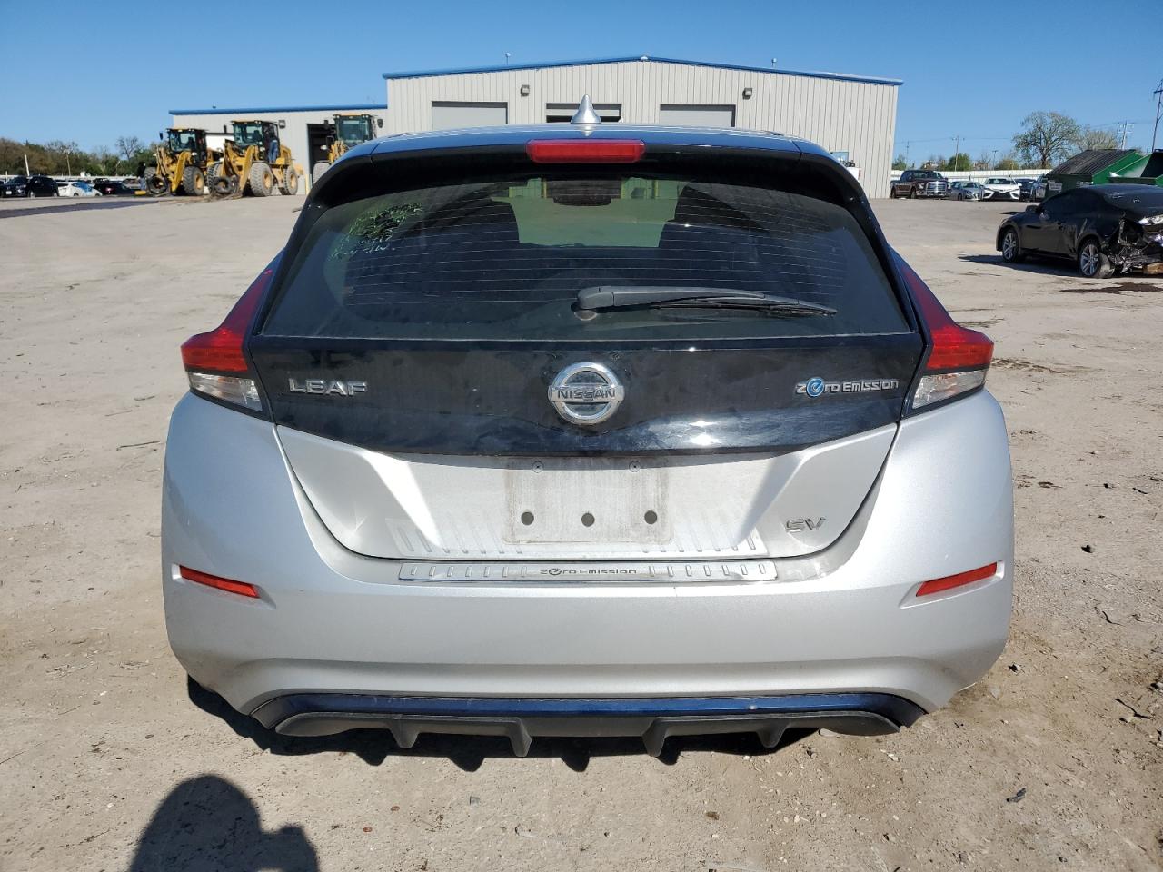 Автомобиль NISSAN LEAF S 2018 | GrandCar Автомобиль NISSAN LEAF S 2018 | GrandCar