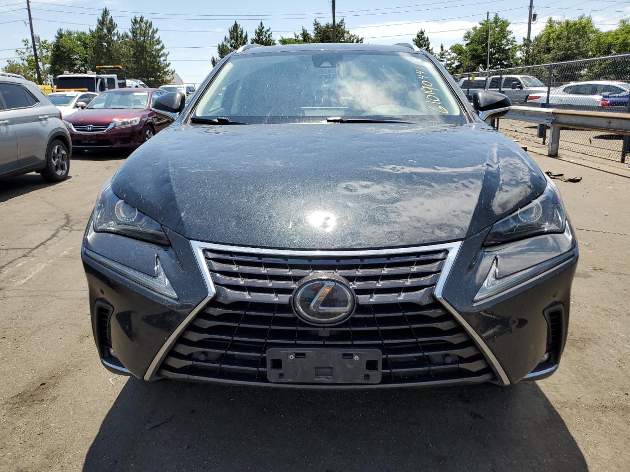 Автомобиль LEXUS NX 300 2020 | GrandCar Автомобиль LEXUS NX 300 2020 | GrandCar