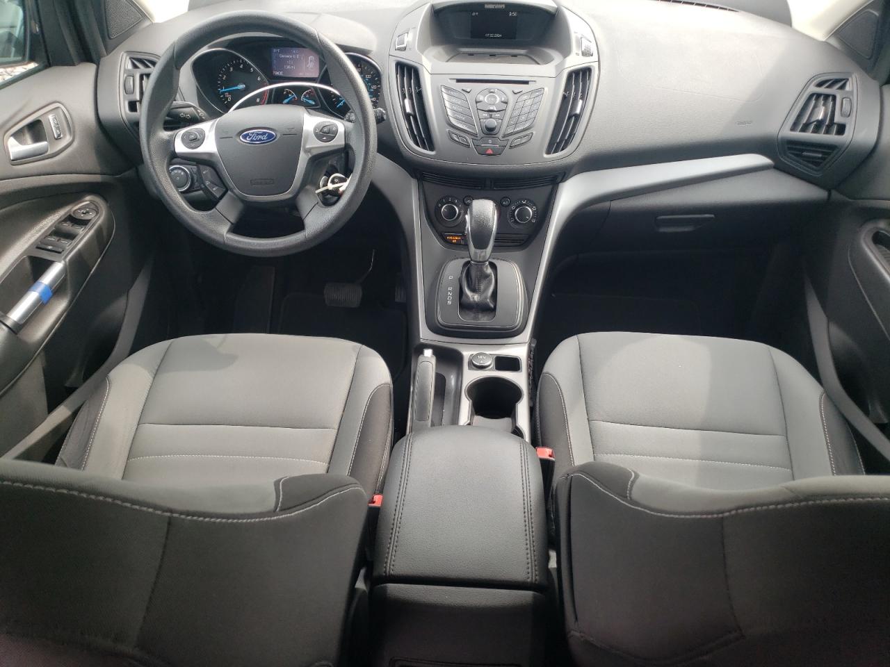 Автомобиль FORD ESCAPE SE 2015 | GrandCar Автомобиль FORD ESCAPE SE 2015 | GrandCar