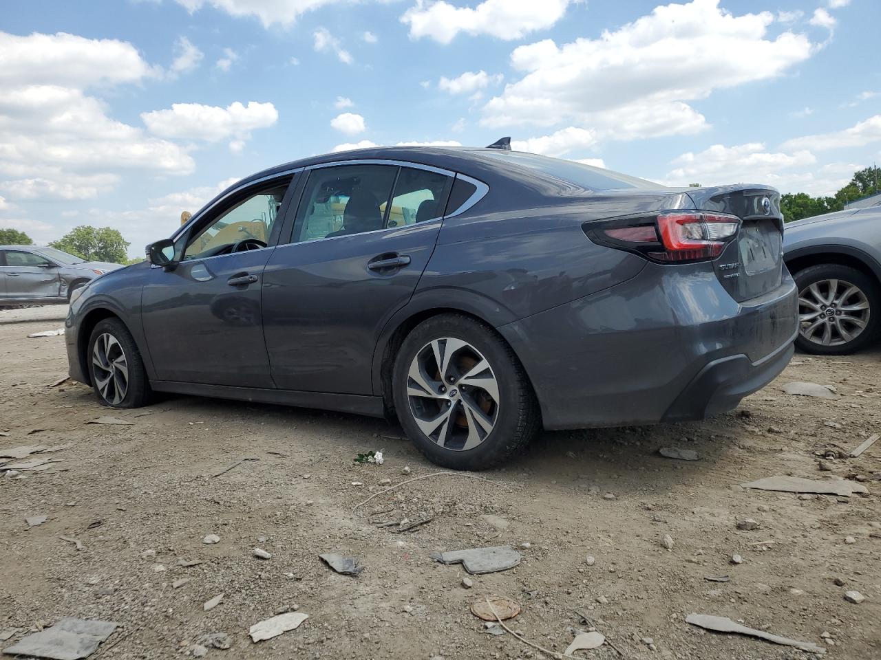 Автомобиль SUBARU LEGACY PREMIUM 2020 | GrandCar Автомобиль SUBARU LEGACY PREMIUM 2020 | GrandCar