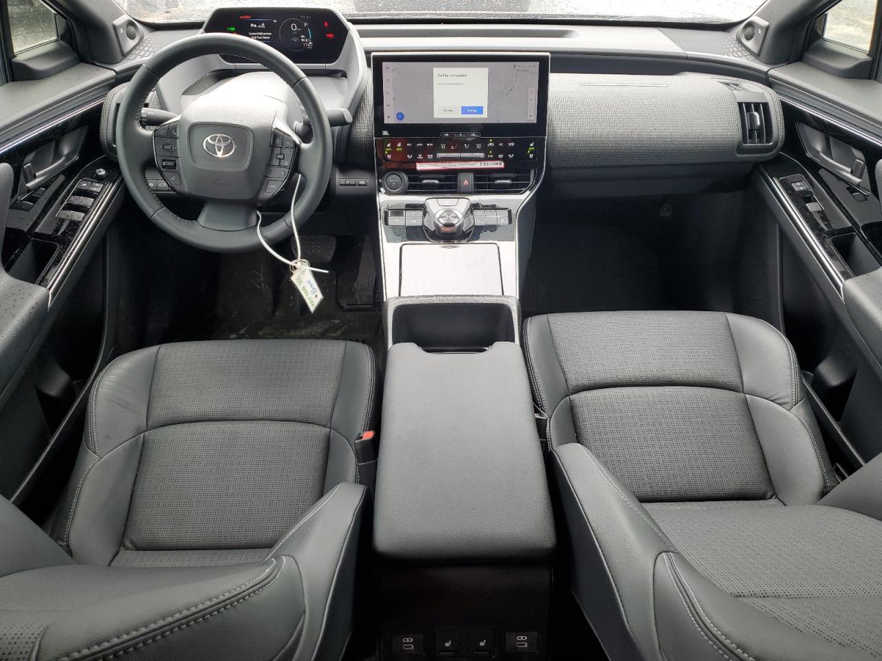 Автомобиль TOYOTA BZ4X XLE 2023 | GrandCar Автомобиль TOYOTA BZ4X XLE 2023 | GrandCar