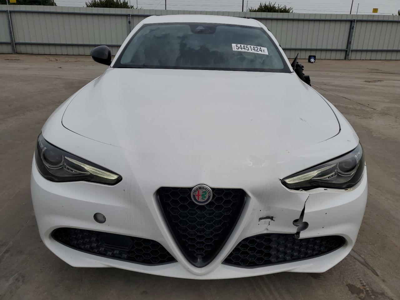 Автомобіль ALFA ROMEO GIULIA 2020 | GrandCar Автомобіль ALFA ROMEO GIULIA 2020 | GrandCar