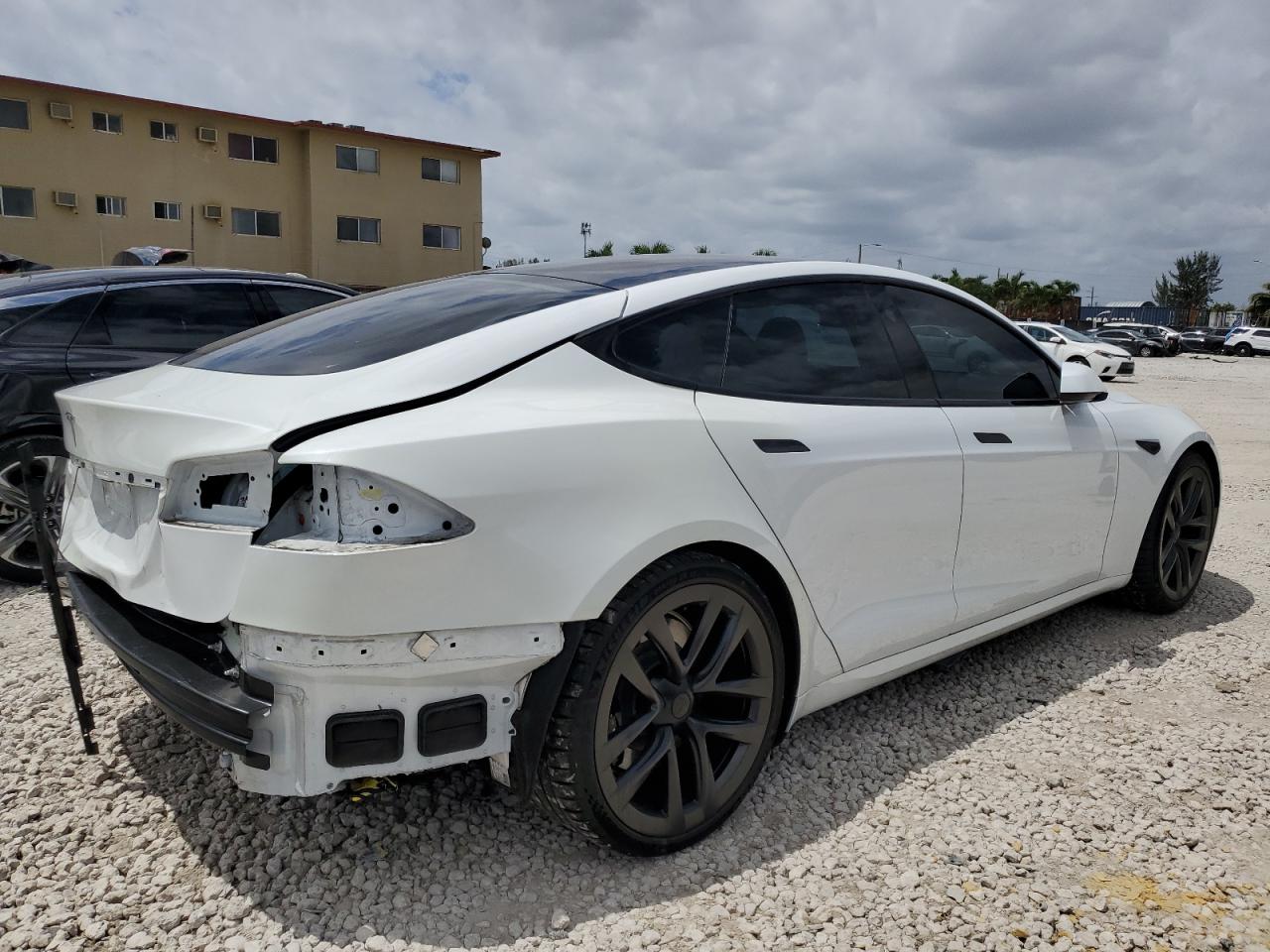 Автомобиль TESLA MODEL S 2022 | GrandCar Автомобиль TESLA MODEL S 2022 | GrandCar