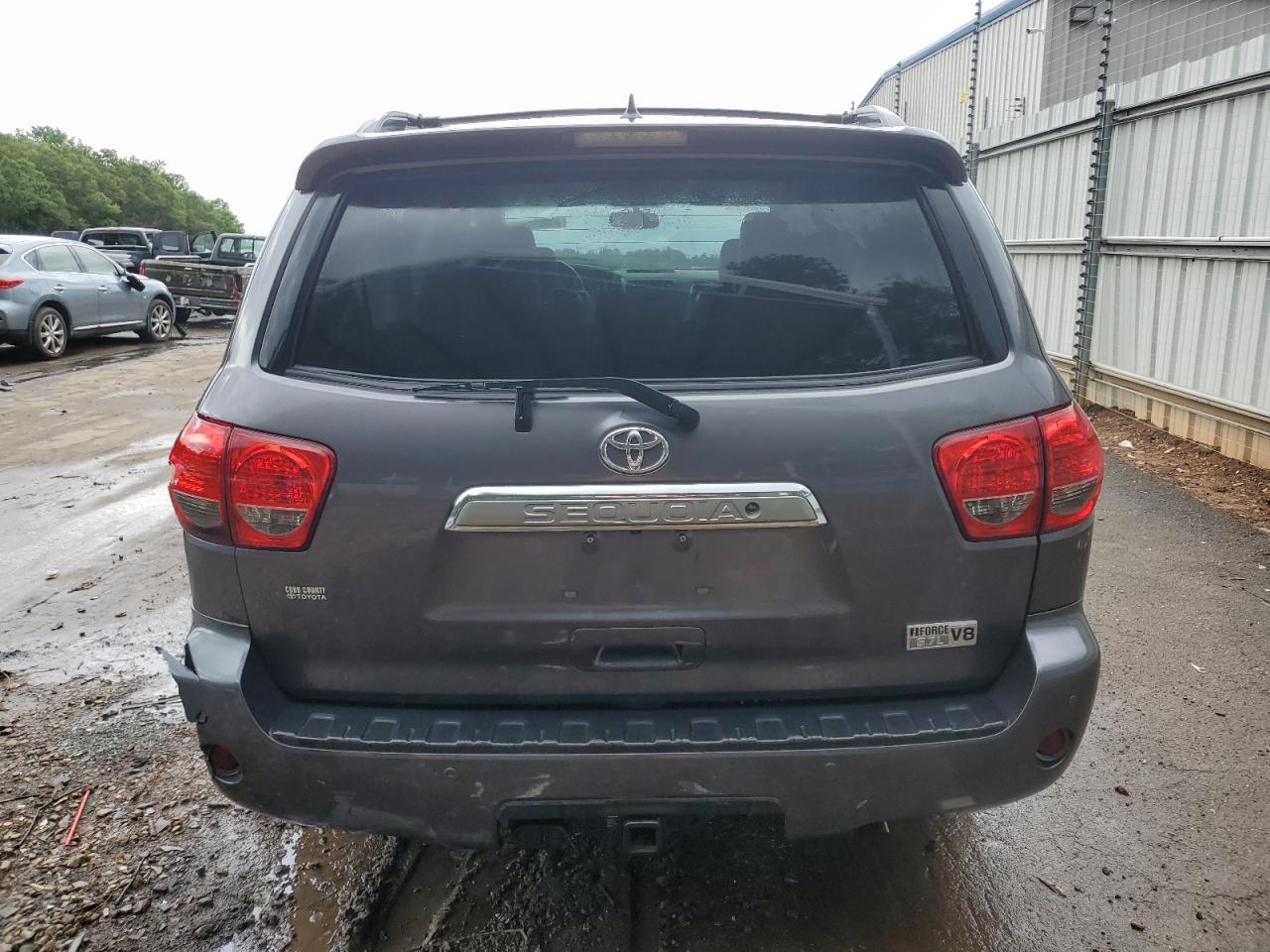 Автомобиль TOYOTA SEQUOIA PLATINUM 2016 | GrandCar Автомобиль TOYOTA SEQUOIA PLATINUM 2016 | GrandCar