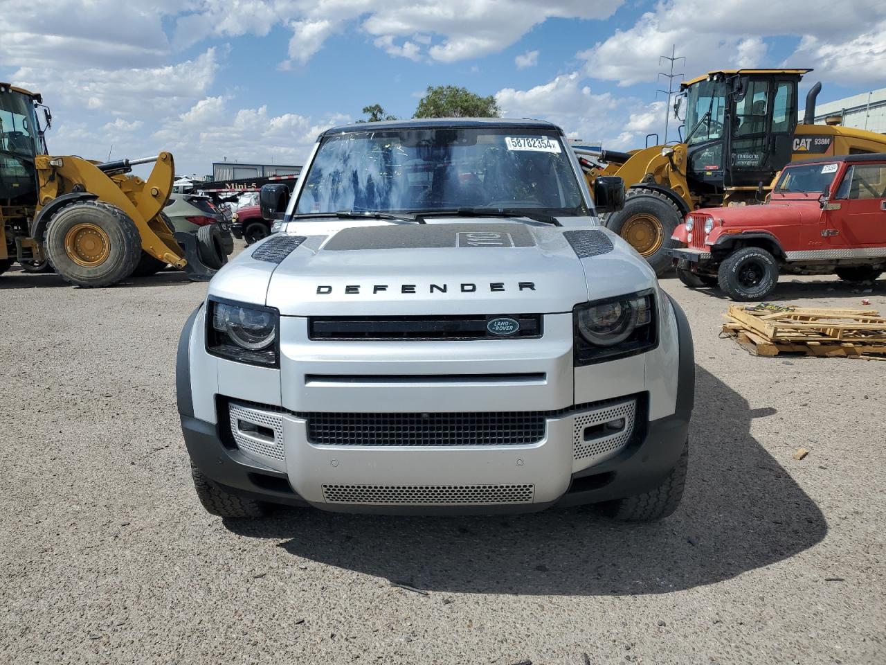 Автомобиль LAND ROVER DEFENDER 110 1ST EDITION 2020 | GrandCar Автомобиль LAND ROVER DEFENDER 110 1ST EDITION 2020 | GrandCar