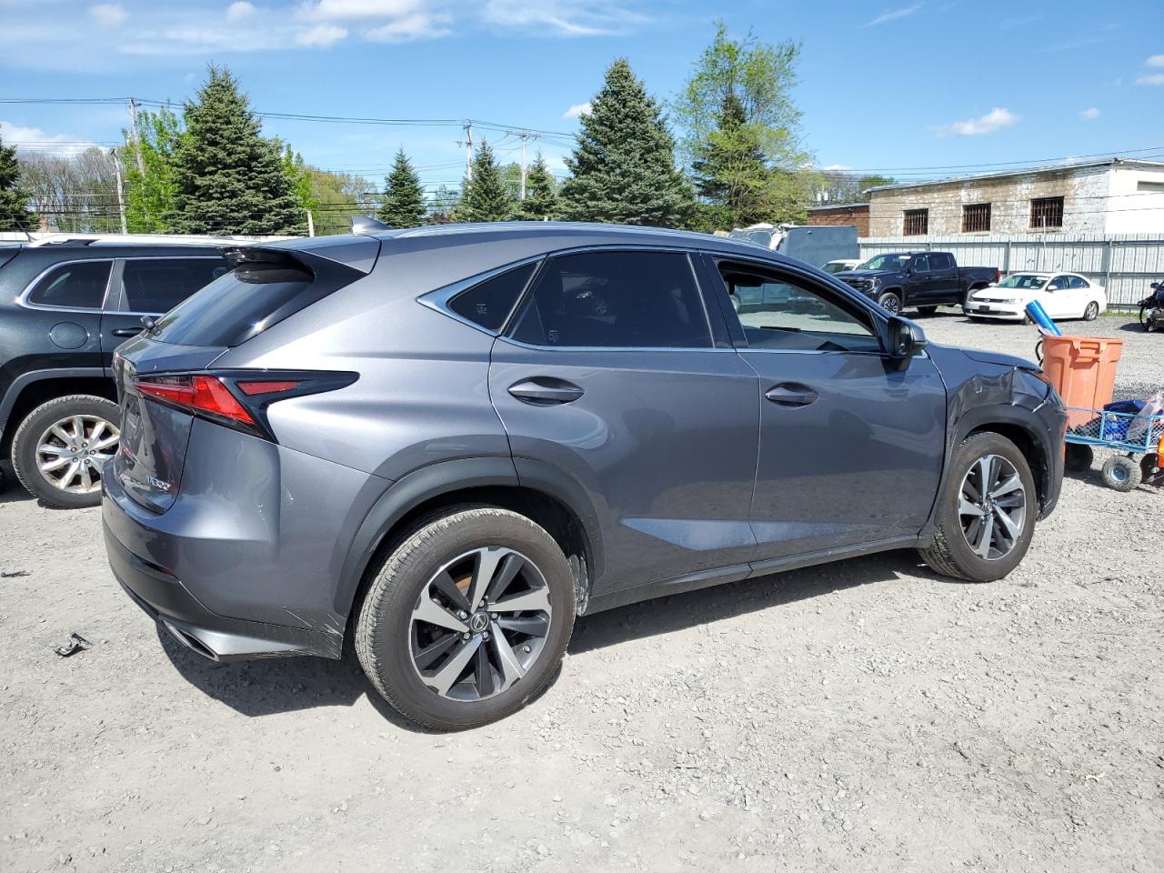 Автомобиль LEXUS NX 300 2020 | GrandCar Автомобиль LEXUS NX 300 2020 | GrandCar