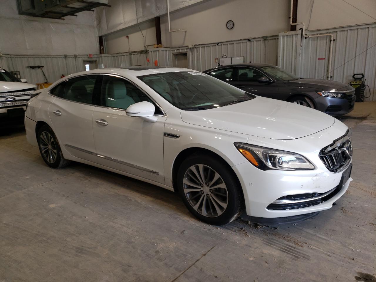 Автомобіль BUICK LACROSSE PREMIUM 2018 | GrandCar Автомобіль BUICK LACROSSE PREMIUM 2018 | GrandCar
