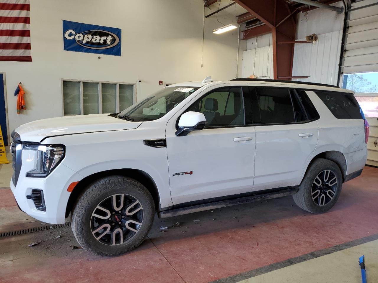 Автомобиль GMC YUKON AT4 2023 | GrandCar