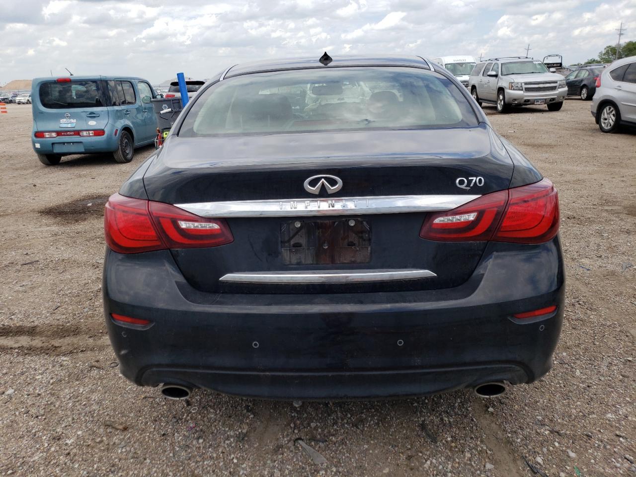Автомобиль INFINITI Q70 LUXE 2018 | GrandCar Автомобиль INFINITI Q70 LUXE 2018 | GrandCar