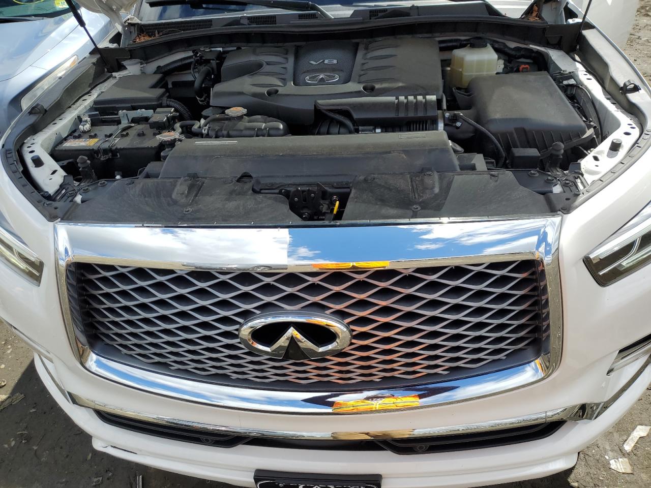 Автомобиль INFINITI QX80 LUXE 2022 | GrandCar Автомобиль INFINITI QX80 LUXE 2022 | GrandCar