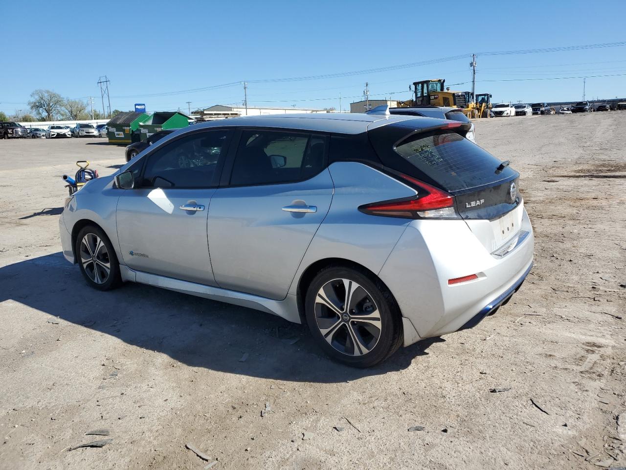 Автомобиль NISSAN LEAF S 2018 | GrandCar Автомобиль NISSAN LEAF S 2018 | GrandCar