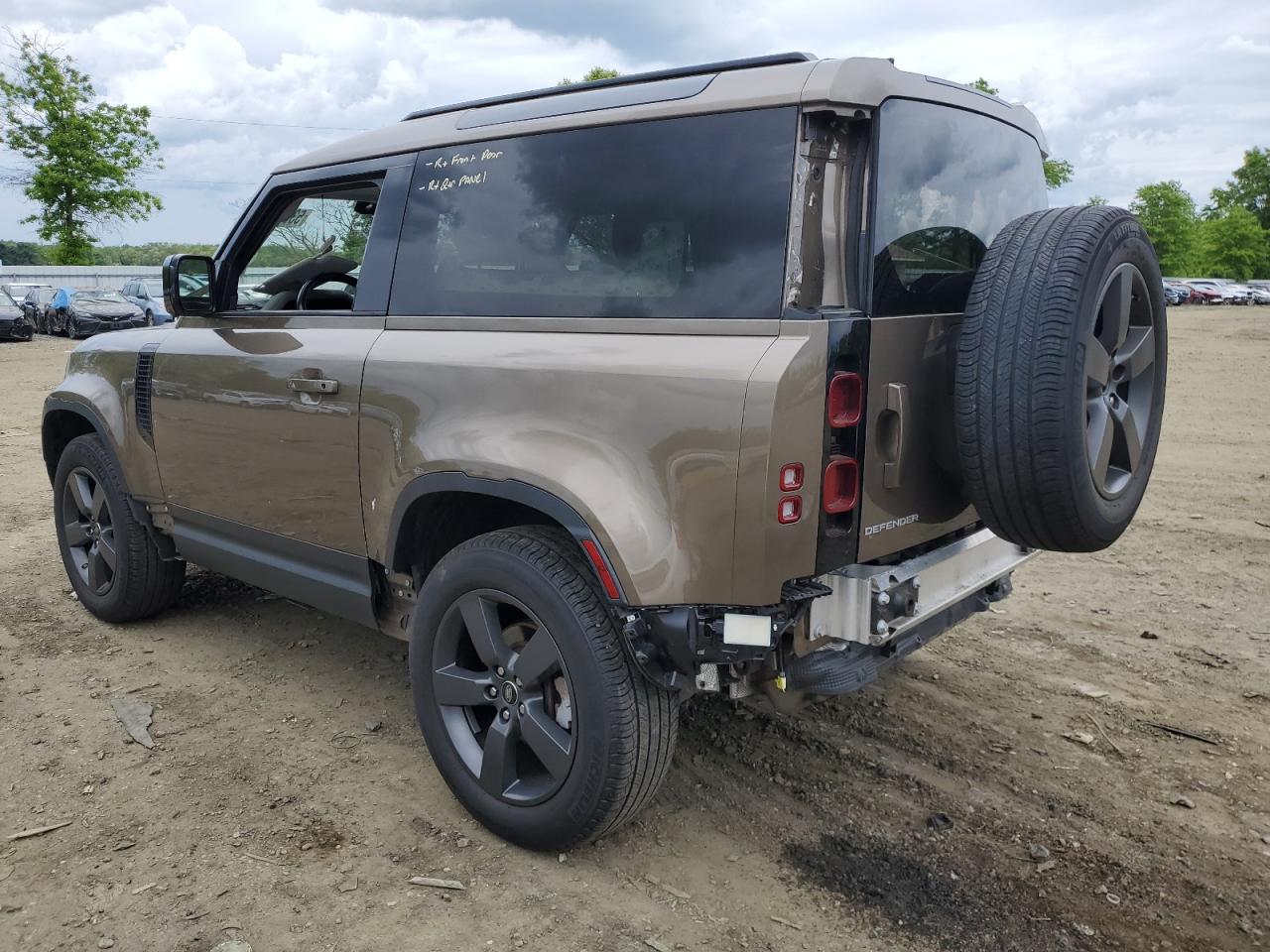Автомобіль LAND ROVER DEFENDER 90 S 2021 | GrandCar Автомобіль LAND ROVER DEFENDER 90 S 2021 | GrandCar