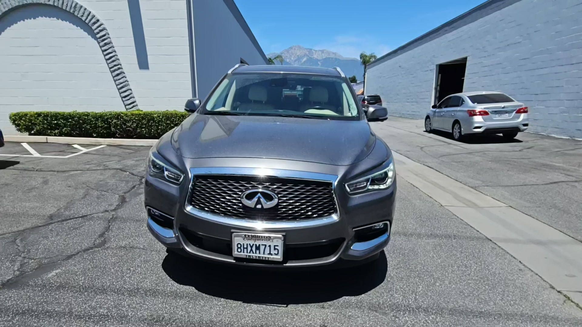 Автомобиль INFINITI QX60 LUXE 2019 | GrandCar