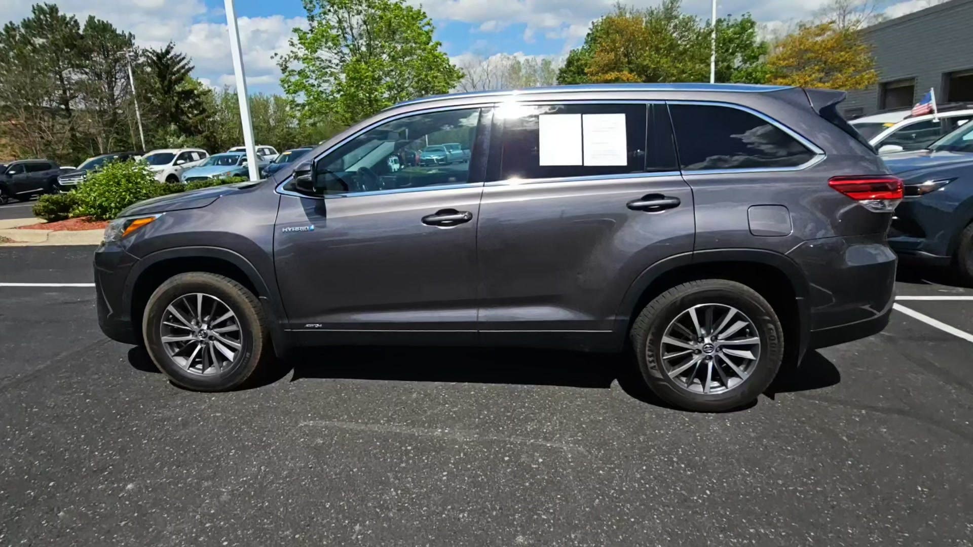 Автомобиль Toyota Highlander Hybrid XLE 2019 | GrandCar Автомобиль Toyota Highlander Hybrid XLE 2019 | GrandCar