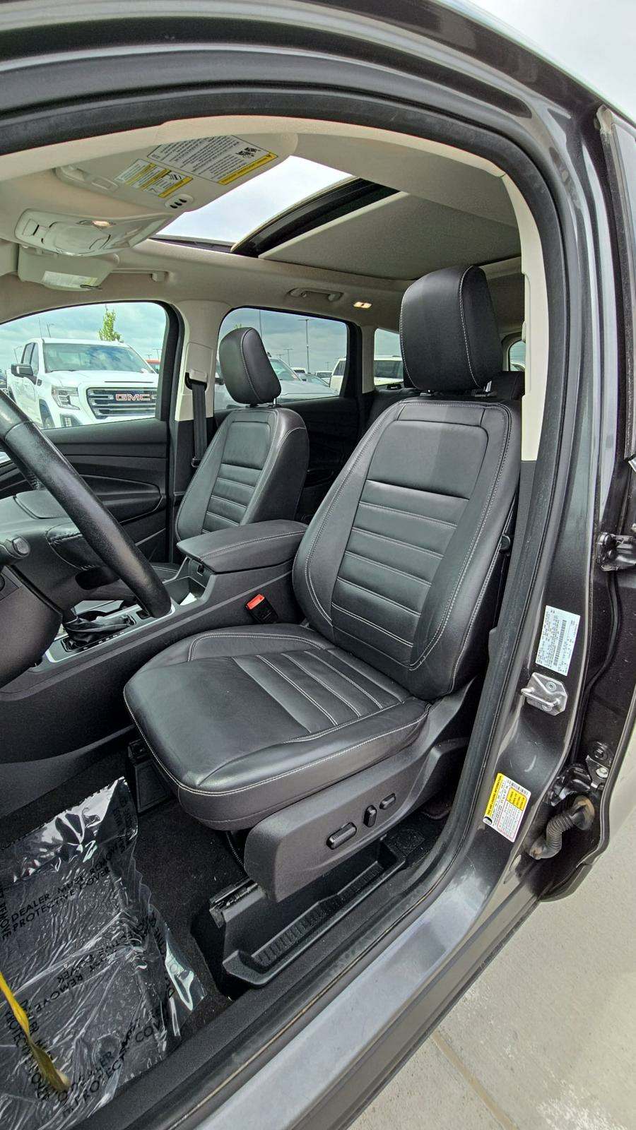 Автомобиль Ford Escape Titanium 2019 | GrandCar Автомобиль Ford Escape Titanium 2019 | GrandCar