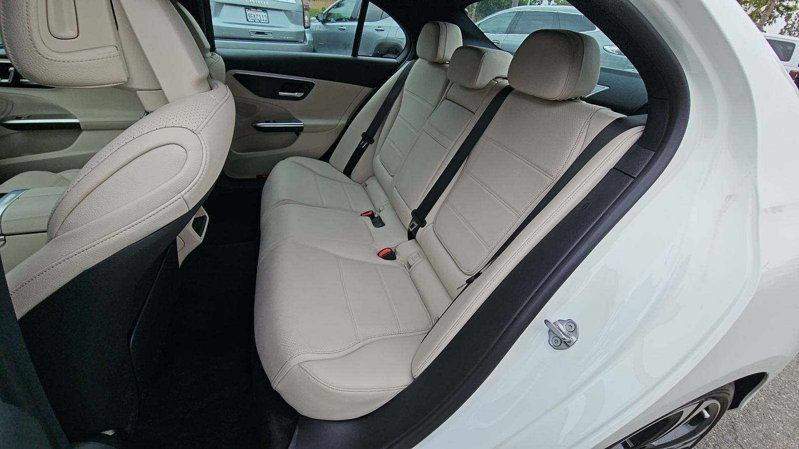 Автомобиль Mercedes-Benz C 300 2022 | GrandCar Автомобиль Mercedes-Benz C 300 2022 | GrandCar