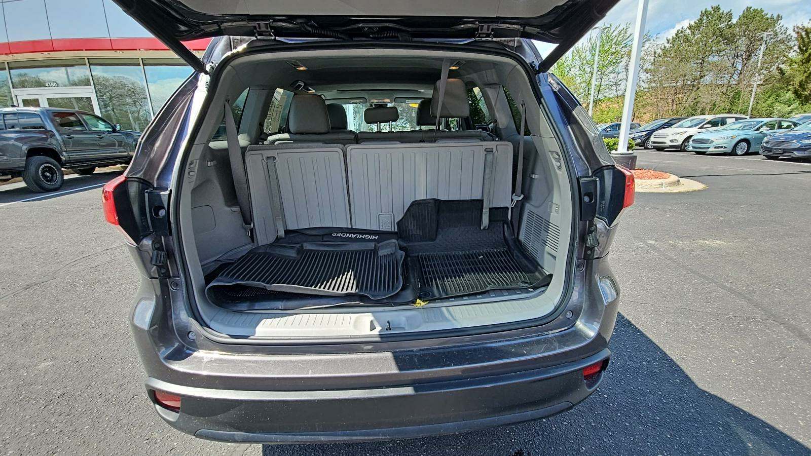 Автомобиль Toyota Highlander Hybrid XLE 2019 | GrandCar Автомобиль Toyota Highlander Hybrid XLE 2019 | GrandCar