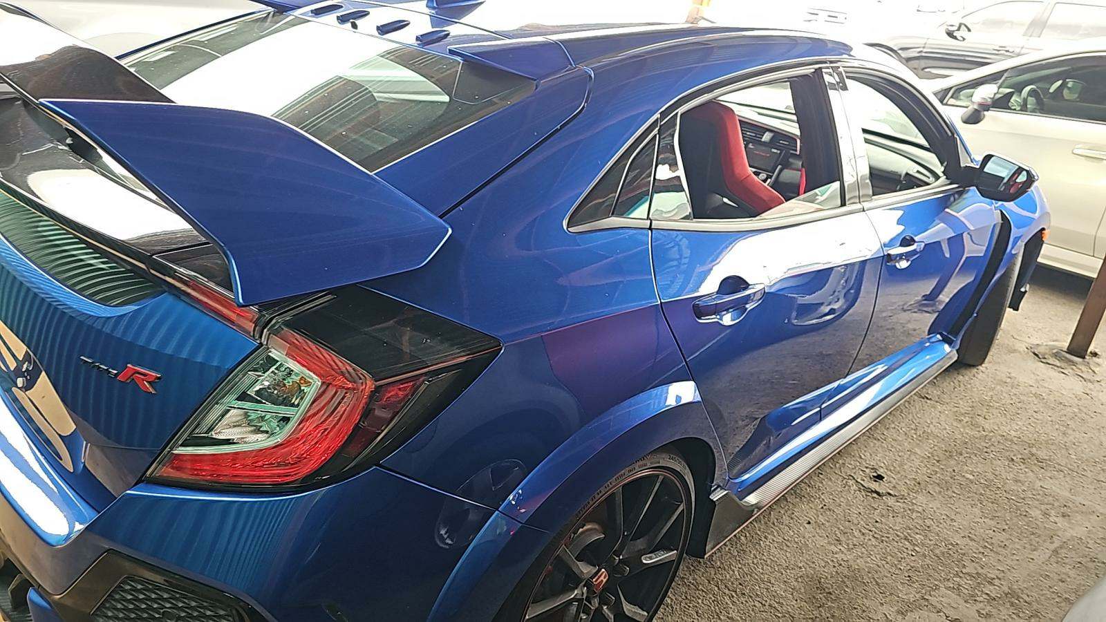 Автомобиль Honda Civic Type R Touring 2018 | GrandCar Автомобиль Honda Civic Type R Touring 2018 | GrandCar