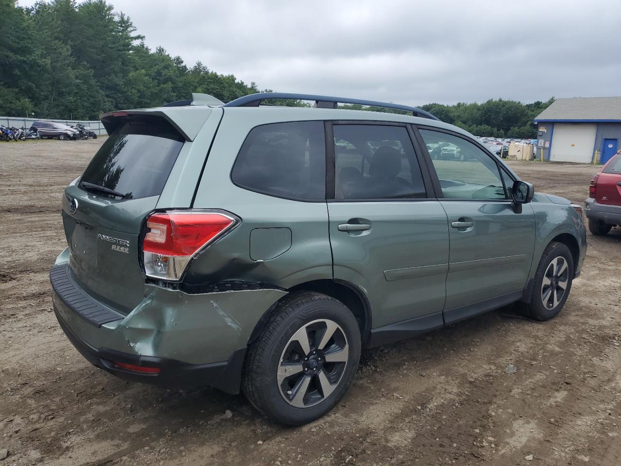 Автомобиль SUBARU FORESTER PREMIUM 2017 | GrandCar Автомобиль SUBARU FORESTER PREMIUM 2017 | GrandCar