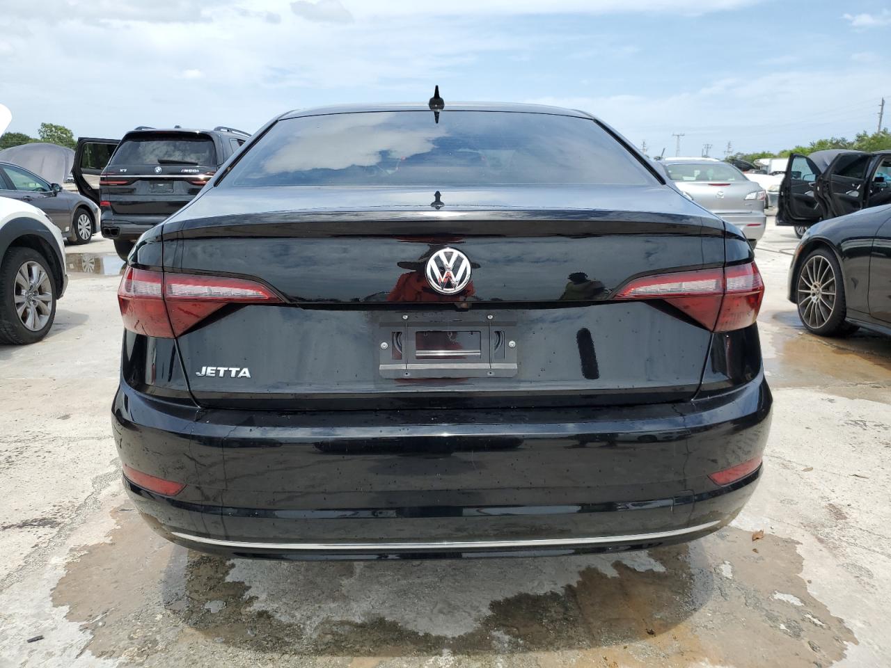 Автомобиль VOLKSWAGEN JETTA S 2020 | GrandCar Автомобиль VOLKSWAGEN JETTA S 2020 | GrandCar