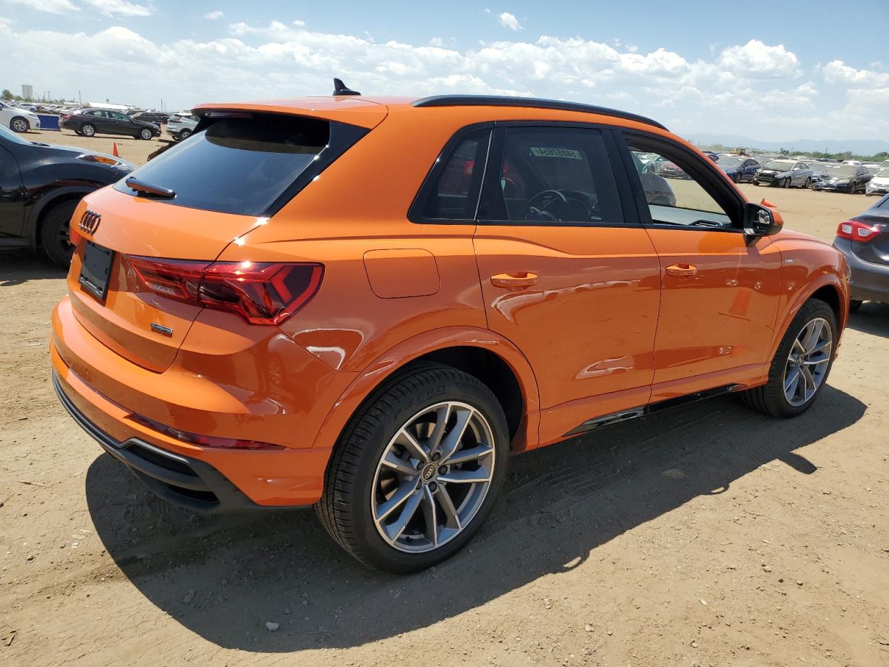Автомобиль AUDI Q3 PREMIUM S LINE 45 2023 | GrandCar Автомобиль AUDI Q3 PREMIUM S LINE 45 2023 | GrandCar