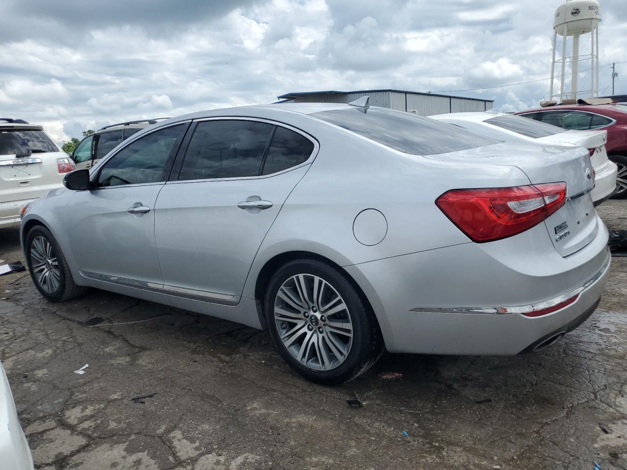 Автомобиль KIA CADENZA LUXURY 2016 | GrandCar Автомобиль KIA CADENZA LUXURY 2016 | GrandCar