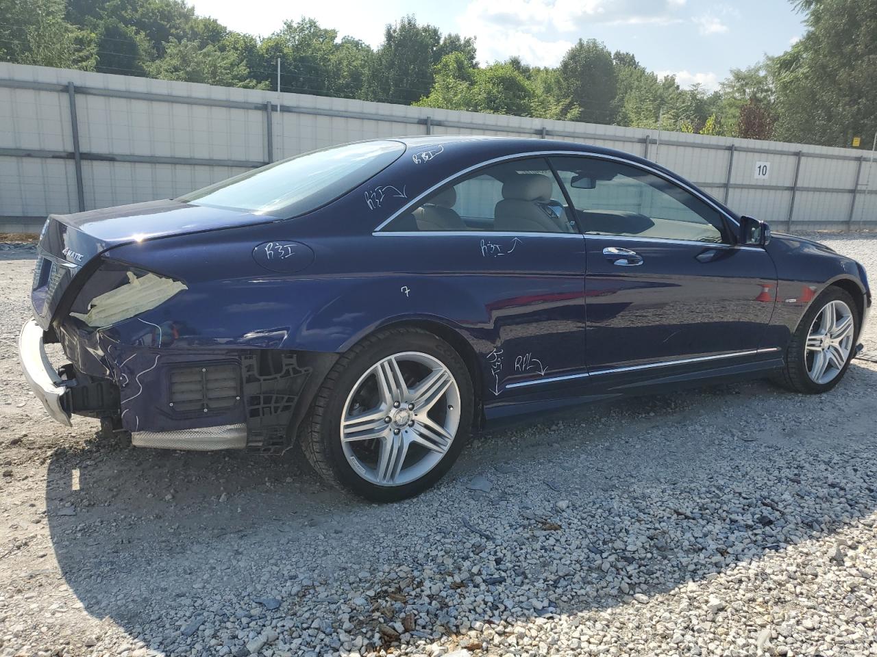 Автомобиль MERCEDES-BENZ CL 550 4MATIC 2012 | GrandCar Автомобиль MERCEDES-BENZ CL 550 4MATIC 2012 | GrandCar