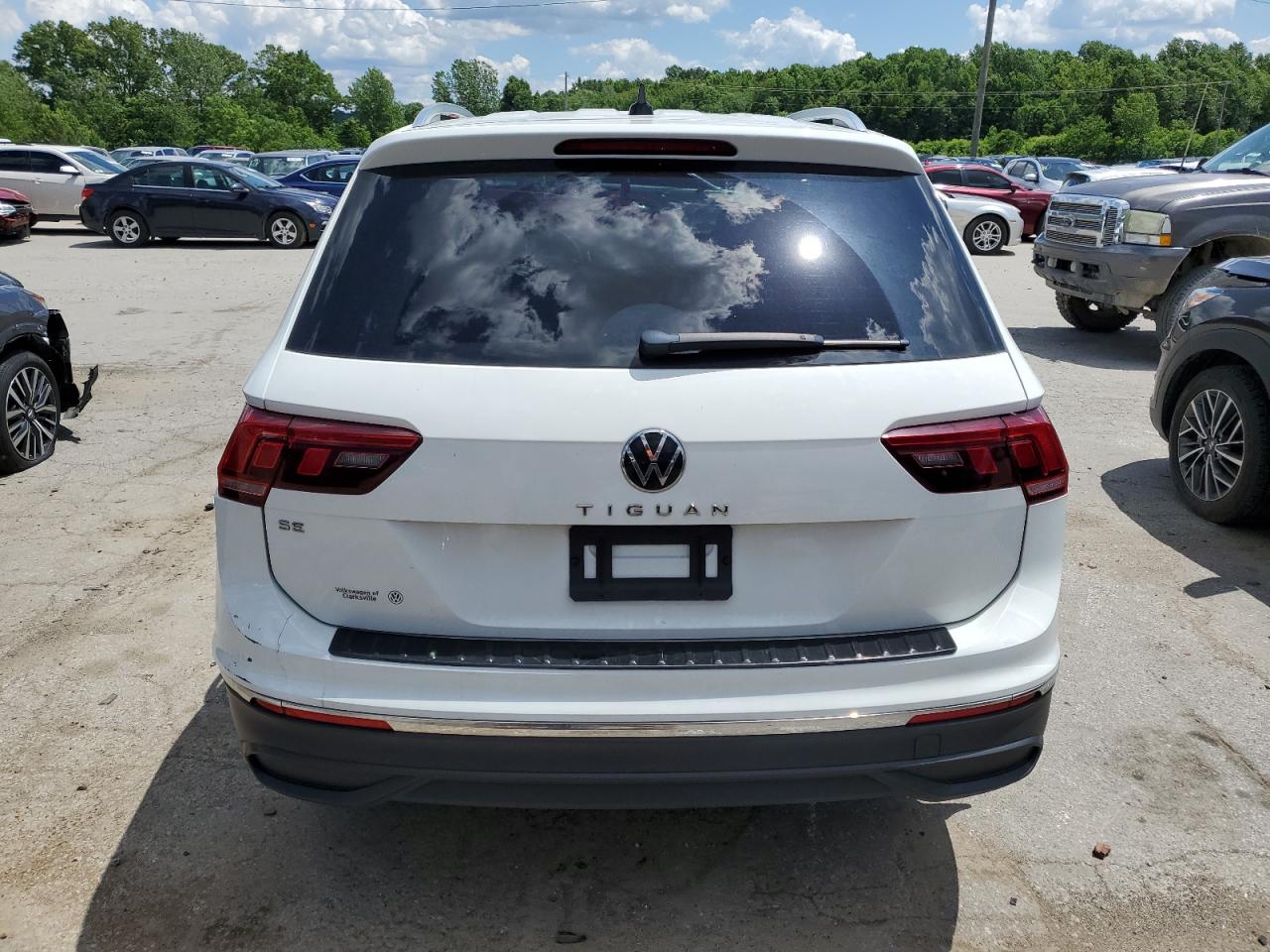 Автомобіль VOLKSWAGEN TIGUAN SE 2022 | GrandCar Автомобіль VOLKSWAGEN TIGUAN SE 2022 | GrandCar