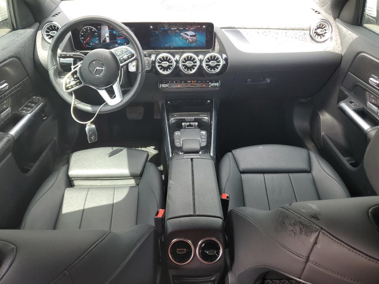 Автомобиль MERCEDES-BENZ GLA 250 2021 | GrandCar Автомобиль MERCEDES-BENZ GLA 250 2021 | GrandCar