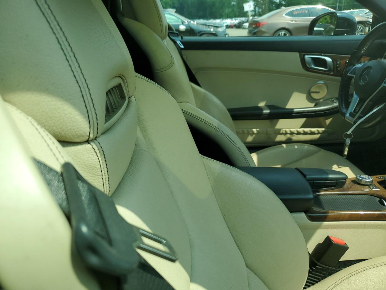 Автомобиль MERCEDES-BENZ SLK 350 2014 | GrandCar Автомобиль MERCEDES-BENZ SLK 350 2014 | GrandCar