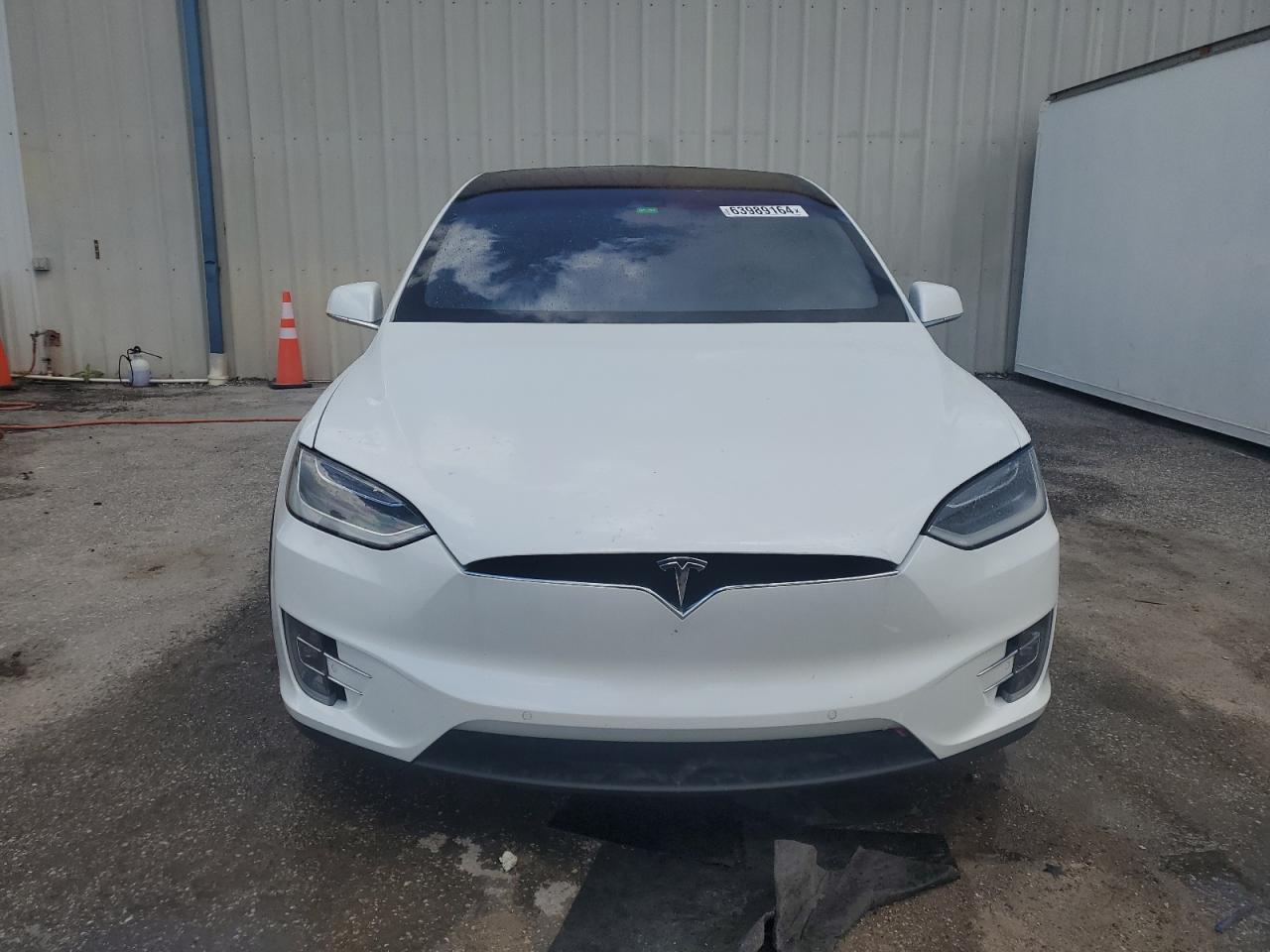 Автомобіль TESLA MODEL X 2016 | GrandCar Автомобіль TESLA MODEL X 2016 | GrandCar