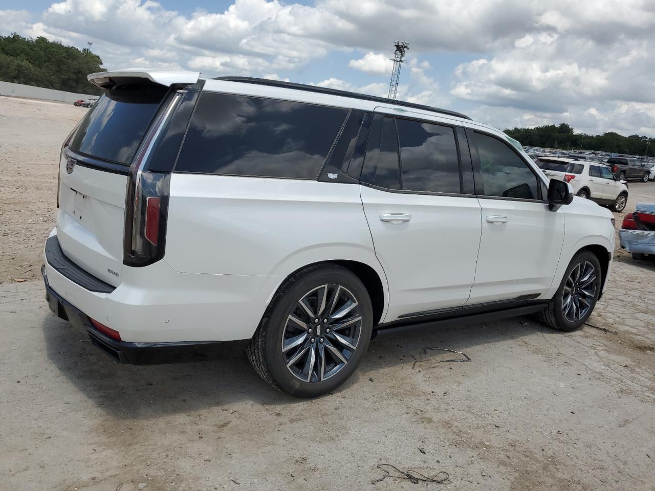 Автомобіль CADILLAC ESCALADE SPORT PLATINUM 2021 | GrandCar Автомобіль CADILLAC ESCALADE SPORT PLATINUM 2021 | GrandCar