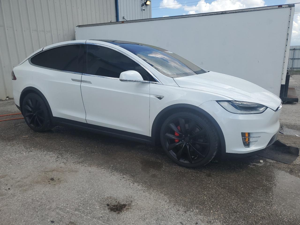 Автомобіль TESLA MODEL X 2016 | GrandCar
