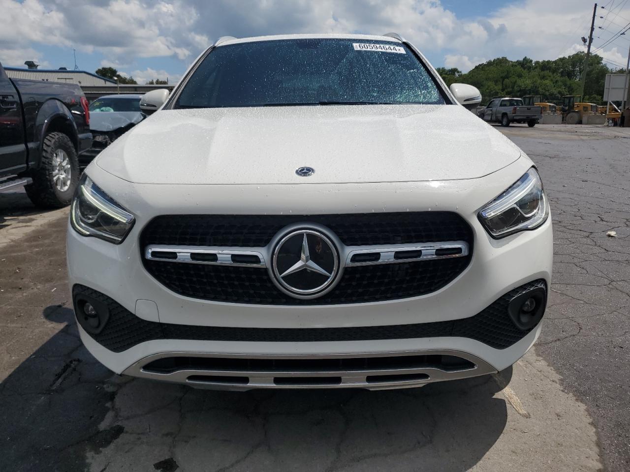 Автомобиль MERCEDES-BENZ GLA 250 2021 | GrandCar Автомобиль MERCEDES-BENZ GLA 250 2021 | GrandCar