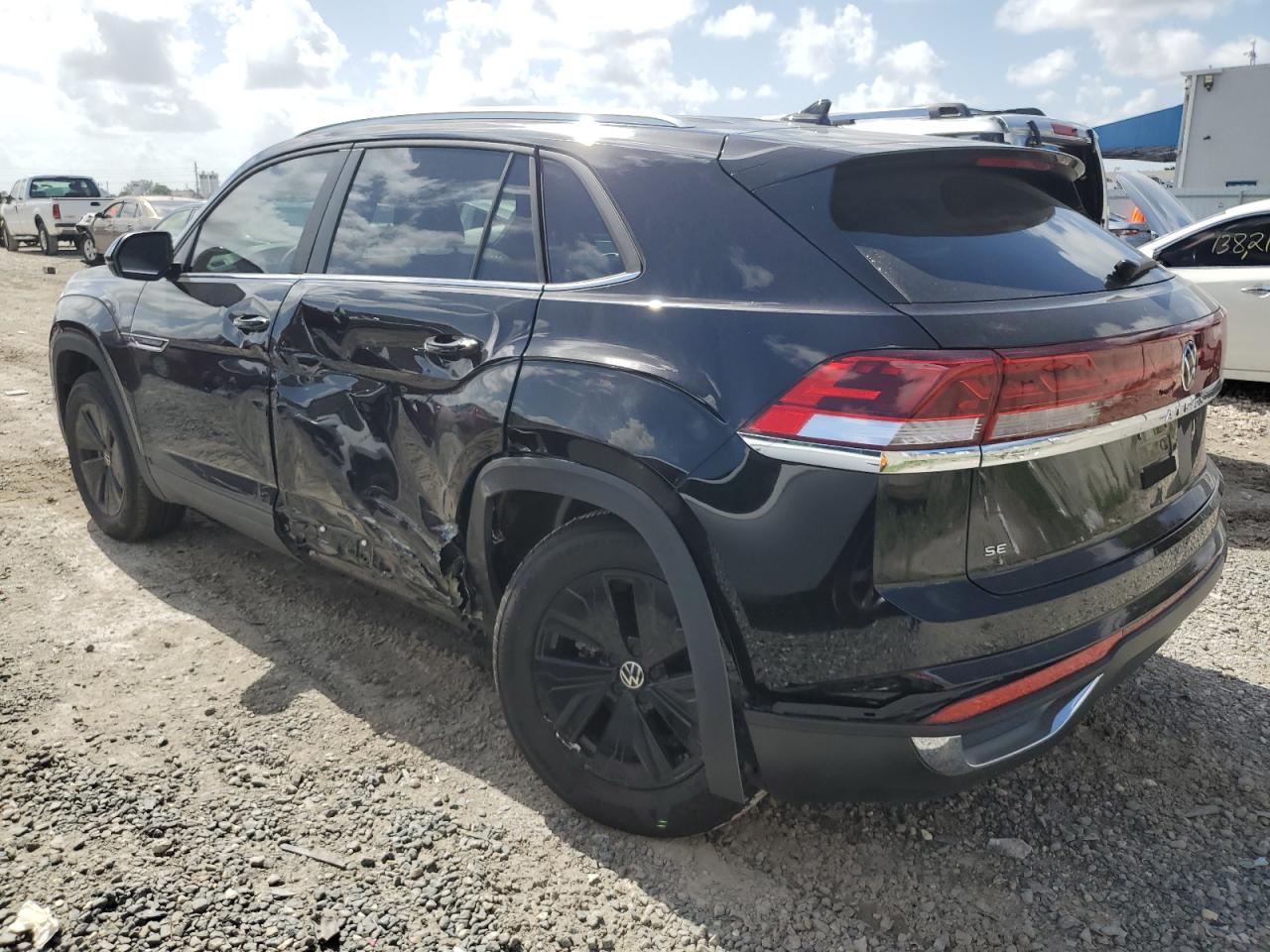 Автомобиль VOLKSWAGEN ATLAS CROSS SPORT SE 2024 | GrandCar Автомобиль VOLKSWAGEN ATLAS CROSS SPORT SE 2024 | GrandCar