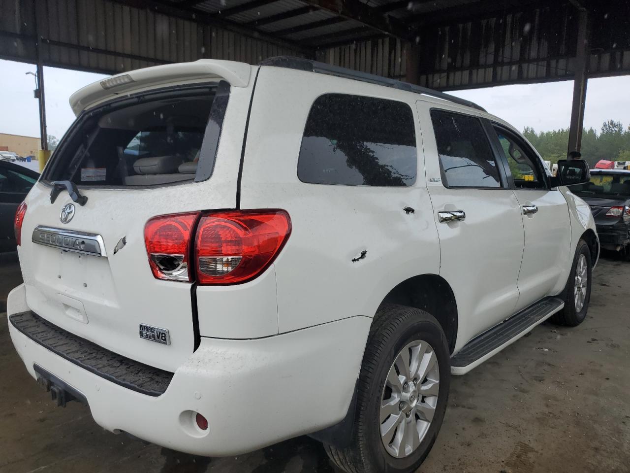 Автомобиль TOYOTA SEQUOIA PLATINUM 2016 | GrandCar Автомобиль TOYOTA SEQUOIA PLATINUM 2016 | GrandCar