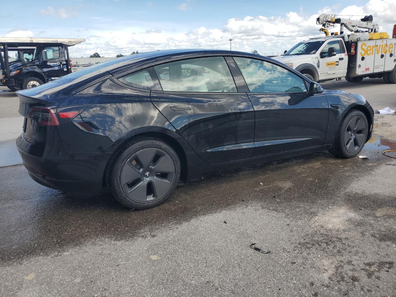 Автомобиль TESLA MODEL 3 2023 | GrandCar Автомобиль TESLA MODEL 3 2023 | GrandCar