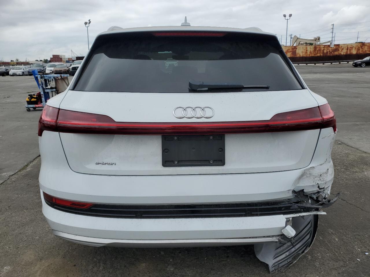 Автомобіль AUDI E-TRON PRESTIGE 2019 | GrandCar Автомобіль AUDI E-TRON PRESTIGE 2019 | GrandCar